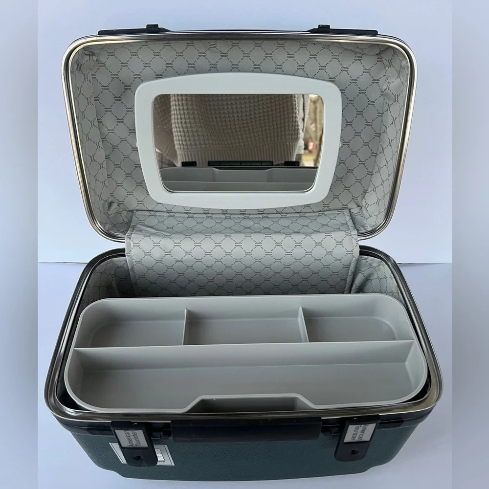 Vintage American Tourister Make Up/ Travel Hard Case Luggage